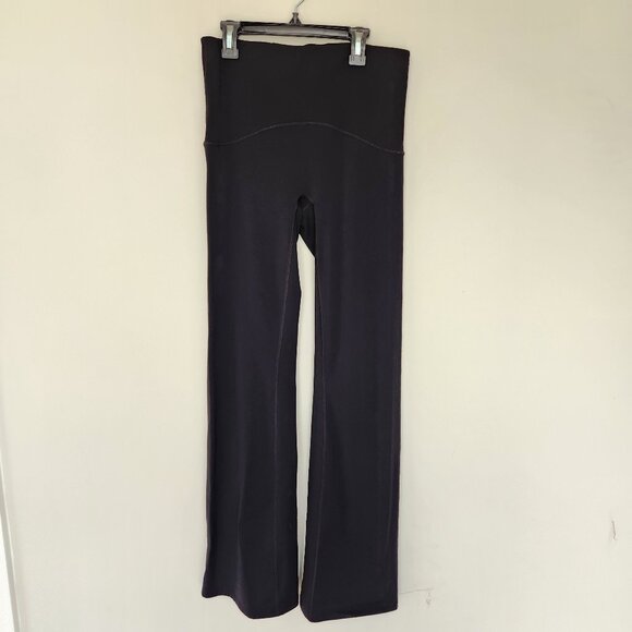 Spanx Booty Boost Women's Size L Flare Leg High Rise Sculpting Yoga Pants 50432R